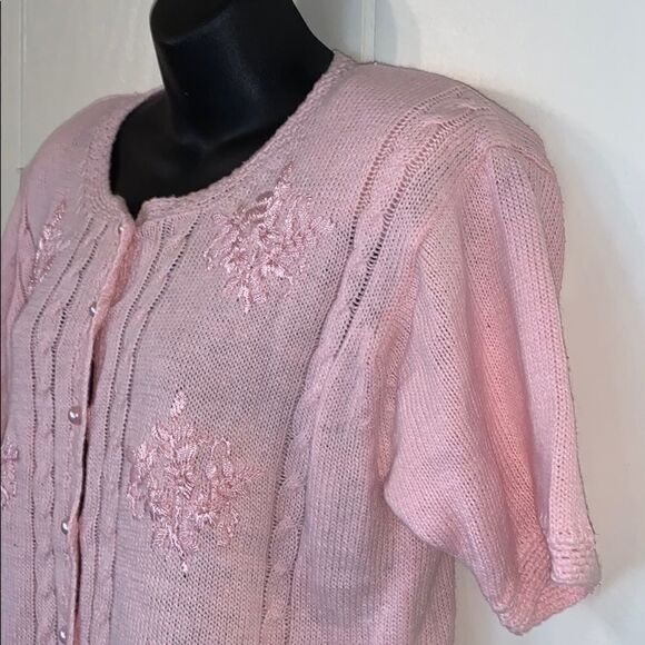 Vtg 80s/90s Dana Scott pink embroidered short sleeve cardigan - Picture 2 of 8